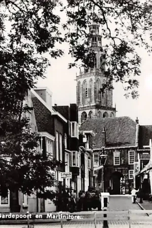 Zwrot pieniędzy Groningen Turfstraat met Gardepoort en Martinitoren 1964HC23892
