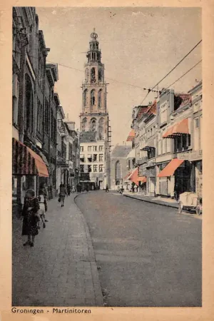 Groningen Oosterstraat met Martinitoren HC10645 Tani