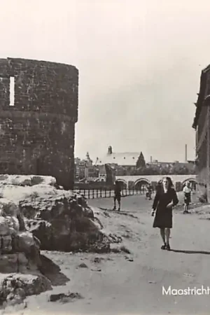 Maastricht Wijker Maas punt toren HC56013 Promocja