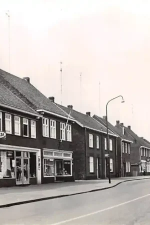 Echt Bosstraat 1966 Susteren Limburg HC46198 Tani