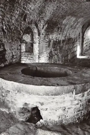 Maastricht Ontspanningsoord St. Pieter Sint Pietersberg Put in grot HC22740 Wyprzedaż