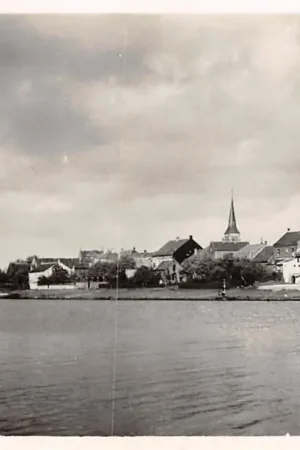 Ekspresowa dostawa Arcen langs de Maas 1947 HC18978