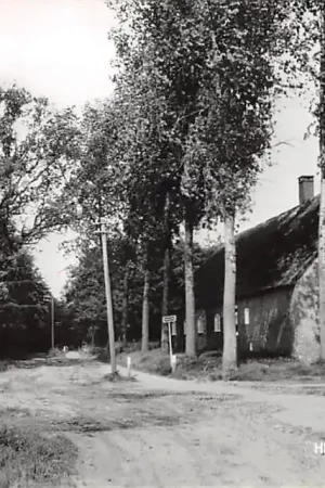 Helvoirt Oude Bossche Baan Vught Noord-Brabant HC46388 Niska cena