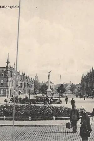 Autentyczny 's-Hertogenbosch Stationsplein 1915 HC33197