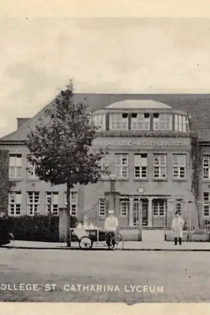 Eindhoven St. Joris College St. Catharina Lyceum IJsverkoper HC32912 Najlepsza cena