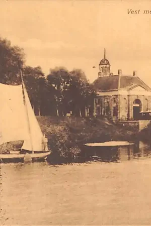 Enkhuizen Vest met Koepoort HC54470 Tani