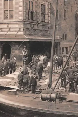 Alkmaar Kaasmarkt bij de Waag 1914 HC47540 Zwrot pieniędzy