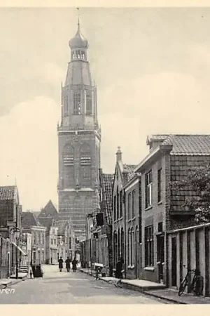Tani Enkhuizen Torenstraat met Zuidertoren HC44727