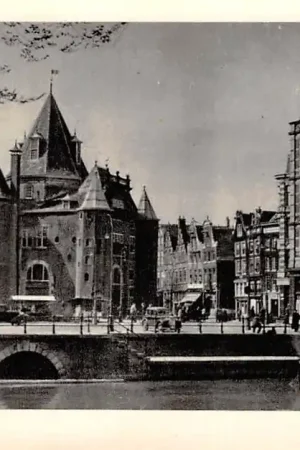 Amsterdam Nieuwmarkt met Waag HC27247 Tani