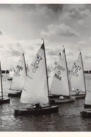 Zwrot pieniędzy Loosdrecht Loosdrechtse Plassen met zeilboten HC16296