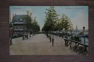 Rotterdam Belvedere in het park Popularny