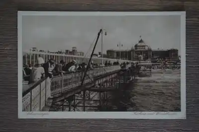Scheveningen Kurhaus met Wandelhoofd Ekspresowa dostawa