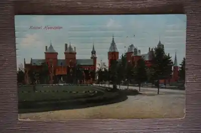 Kasteel Haarzuilen Popularny