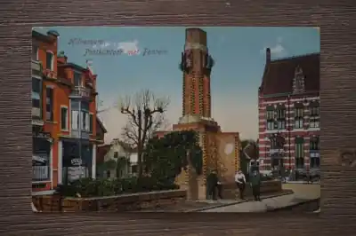 Zwrot pieniędzy Hilversum Postkantoor met fontein