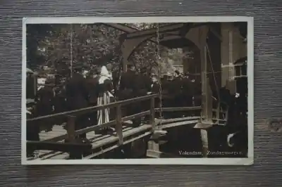 Tani Volendam Zondagmorgen