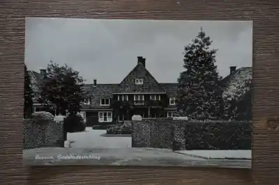 Bussum Godelindestichting Wyprzedaż