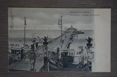 Tani Scheveningen Wandelhoofd Koningin Wilhelmina