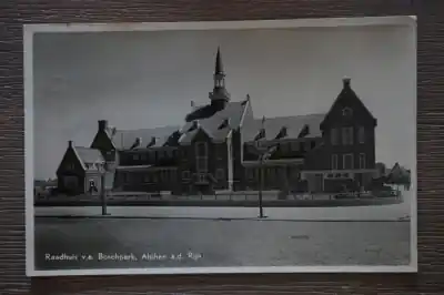 Kup teraz Alphen aan de Rijn Raadhuis v.a. Boschpark