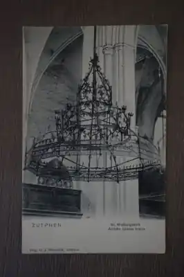 Autentyczny Zutphen St Walburgskerk antieke ijzeren kroon