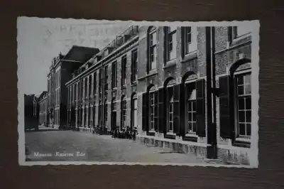 Zamów teraz Ede Maurits kazerne