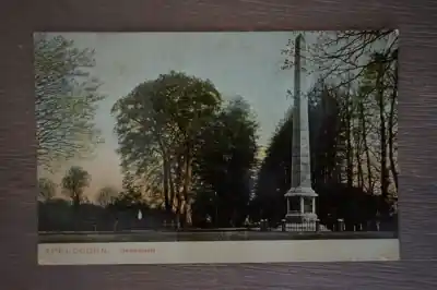 Apeldoorn Gedenknaald Zwrot pieniędzy