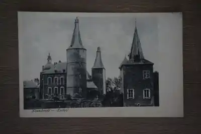 Hoensbroek Kasteel Wyprzedaż