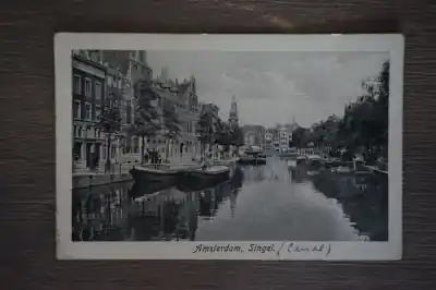 Tani Amsterdam Singel