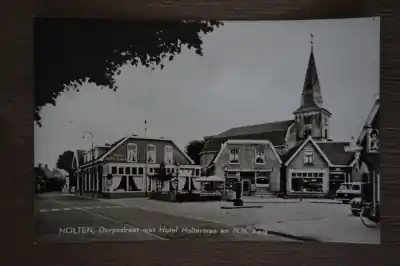 Holten Dorpsstraat met hotel Holterman en N.H. Kerk Popularny