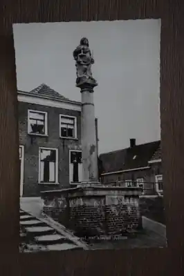 Darmowa dostawa Hekendorp Schandpaal met vrouwe Justitia