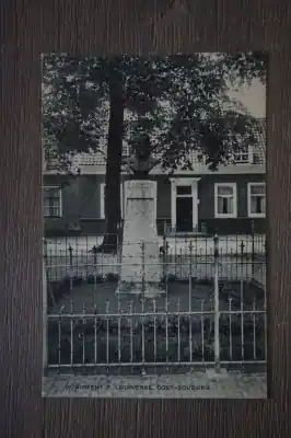 Zamów teraz Oost-Souburg Monument P. Louwerse