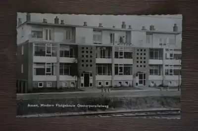 Oryginalny Assen Modern flatgebouw Oosterparallelweg