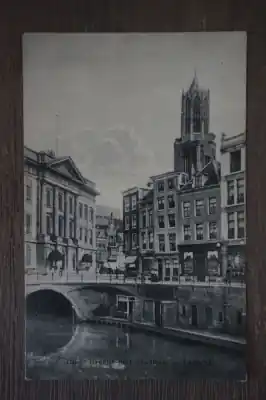 Darmowa dostawa Utrecht Oude gracht met stadhuis