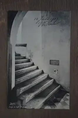 Niska cena Delft Trap in het Prinsenhof waarop Prins Willem I is dood geschoten