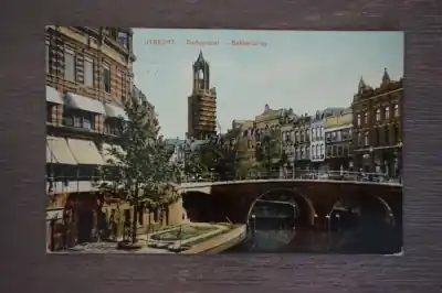 Zwrot pieniędzy Utrecht Oude gracht Bakkersbrug