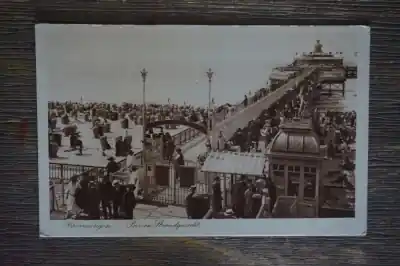 Wyprzedaż Scheveningen Pier en strandgezicht