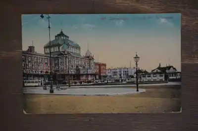 Scheveningen Kurhaus met Kurhausbar Ostatnia szansa