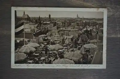 Tani Scheveningen Daktuin Bijenkorf en Panorama Den Haaf vanuit de hoogte genomen