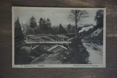 Promocja Limburg Spoorbrug in het Geuldal wandelweg naar den kluizenaar