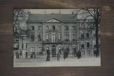 Ekspresowa dostawa Den Haag Paleis Koningin Moeder