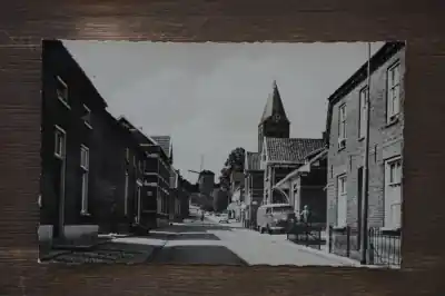 Zeddam Bovendorpsstraat met R. K. kerk Autentyczny