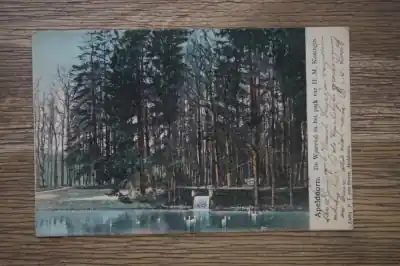 Oryginalny Apeldoorn De waterval in het park van H. M. Koningin