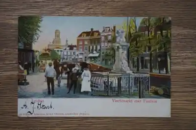 Nowość Leiden Vischmarkt met fontein