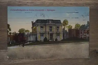 Szybka dostawa Nijmegen Universiteitsgebouw Keizer Karelplein