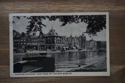 Haarlem Spaarne Oude waag en Teyler's museum Promocja