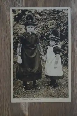 Ostatnia szansa Huizen Kleederdracht