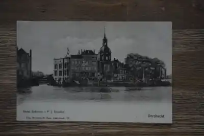 Dordrecht Hotel Bellevue Kup teraz