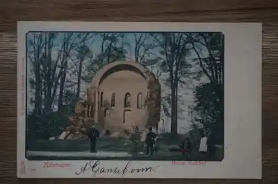 Kup teraz Nijmegen Ruine Valkhof