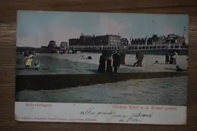 Scheveningen Oranje Hotel van het strand gezien Premium