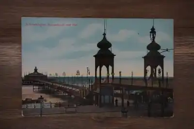 Autentyczny Scheveningen Wandelhoofd met pier