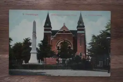 Popularny Den Haag Gedenknaald Koningin Emma en Regentessekerk